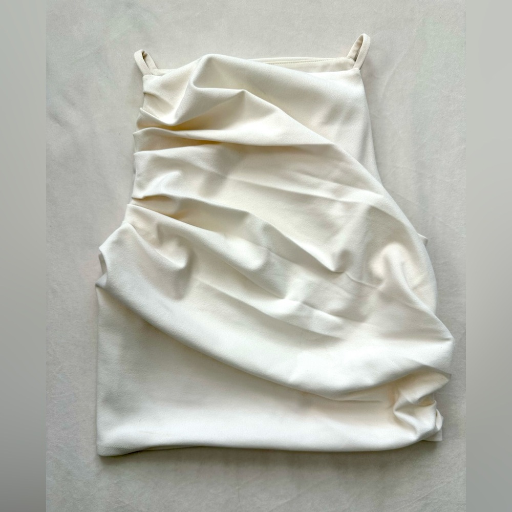 Express Cream Crop Top